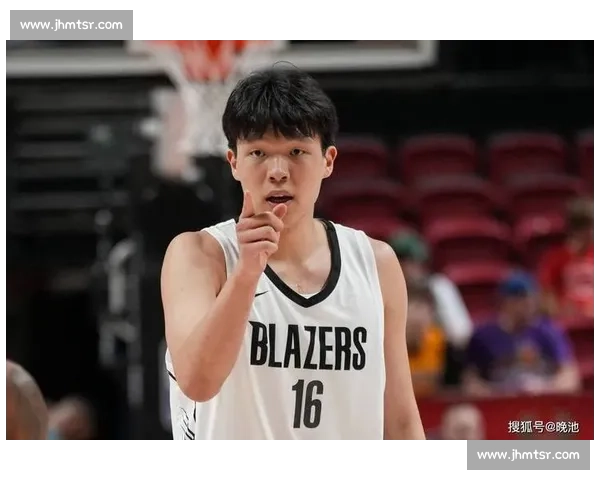 杨瀚森白衣闪耀富保罗庆功宴！湖人锋线新星助阵，四首轮秀彰显 Klutch 统治力